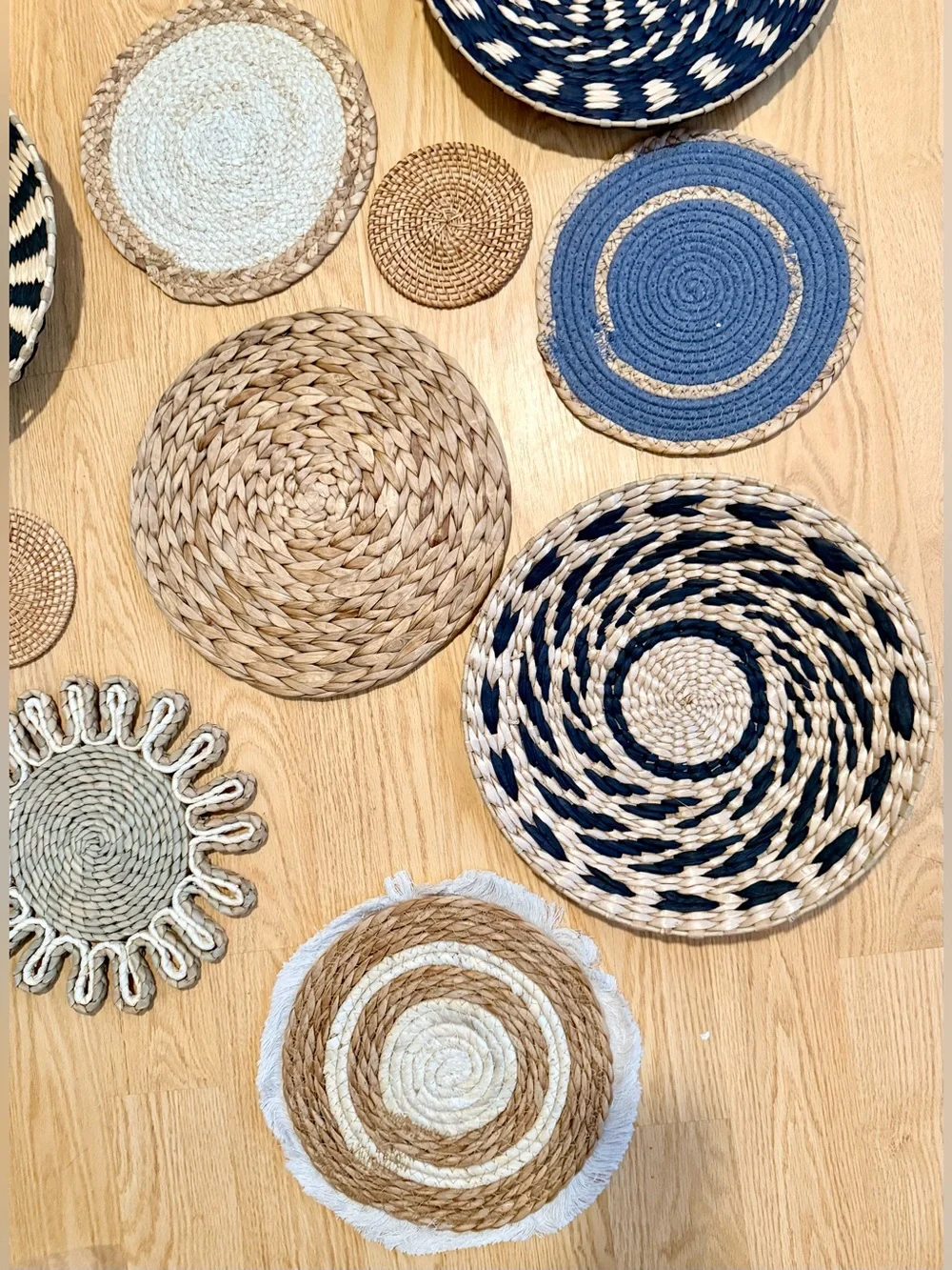 NEW 10 Pc Handwoven Seagrass Wall Basket Decor Set Boho Coastal Farmhouse 5”-13”